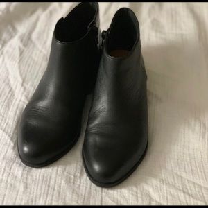 7.5 Clarks Black Midi Booties